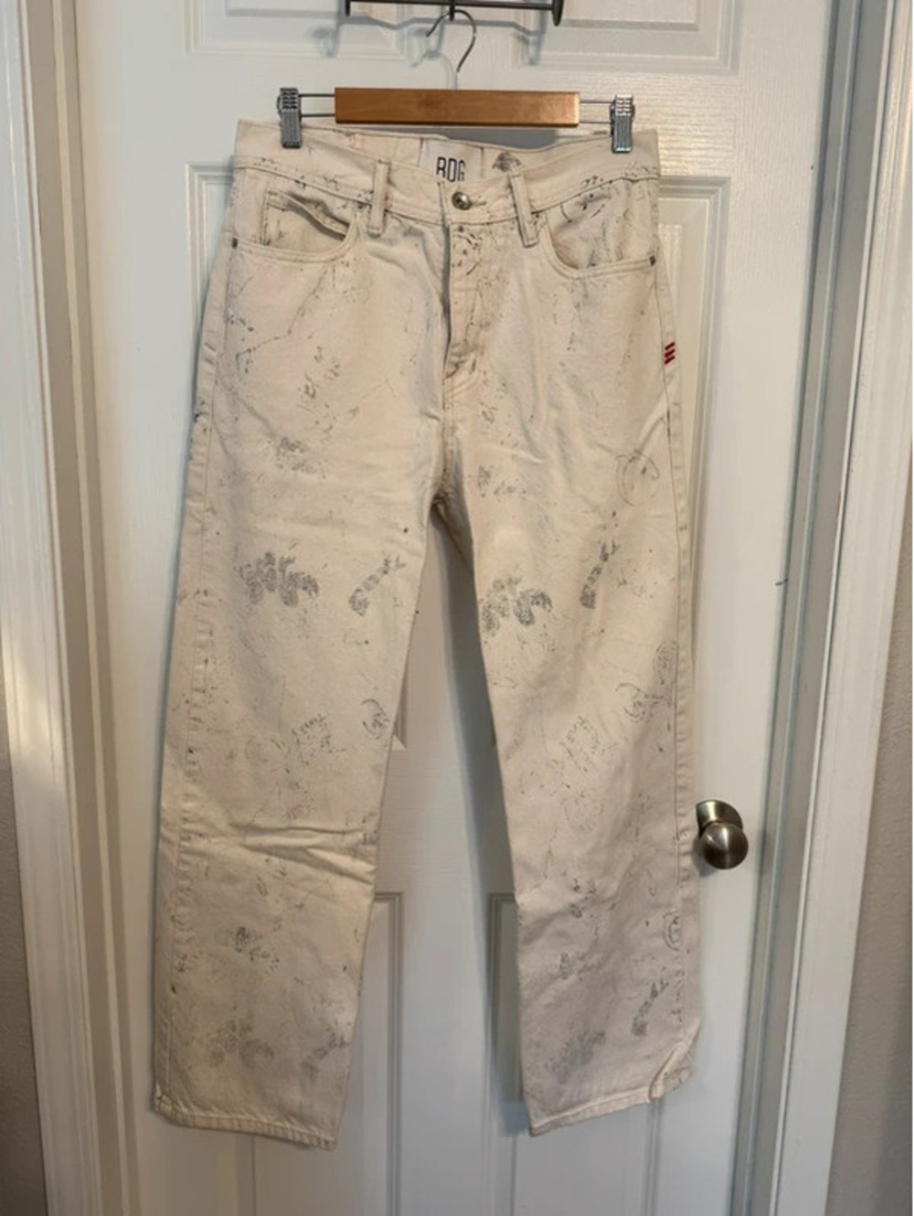 BDG Urban Outfitters Off-White with Faded Black Images Skate Fit Jeans, Size 30